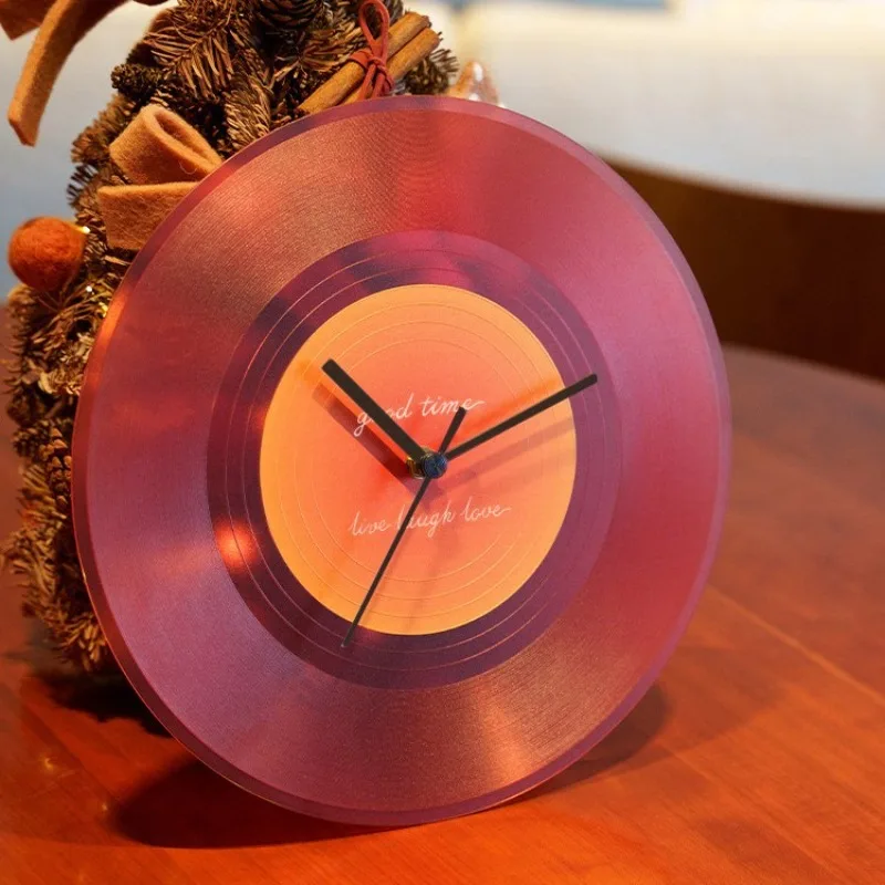 Durchscheinende farbige Klebep – Luxury Watch Photo Bewertung und Preis
